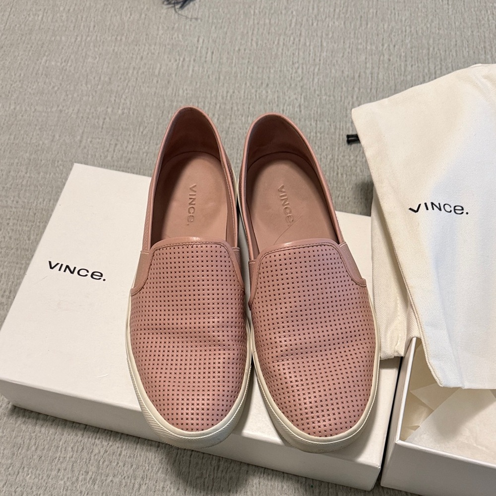 Vince. Blair Pink Leather Slides